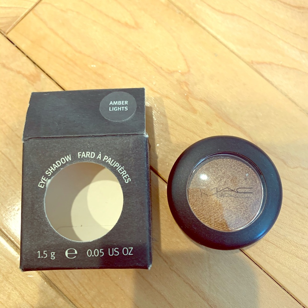 MAC eye shadow